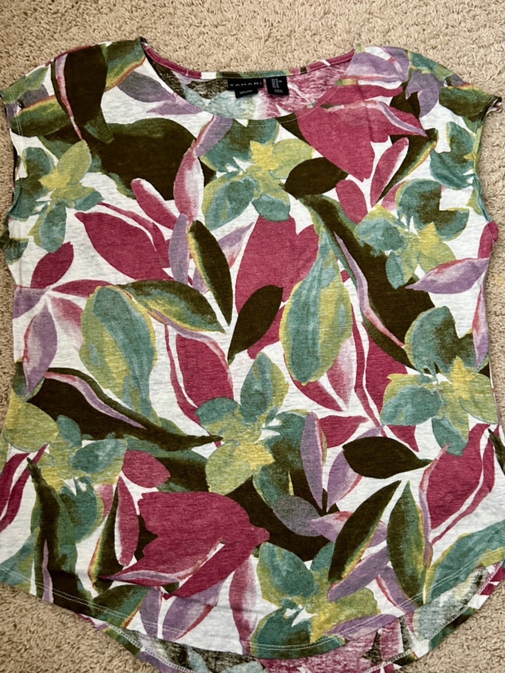 Tahari XL floral linen tee